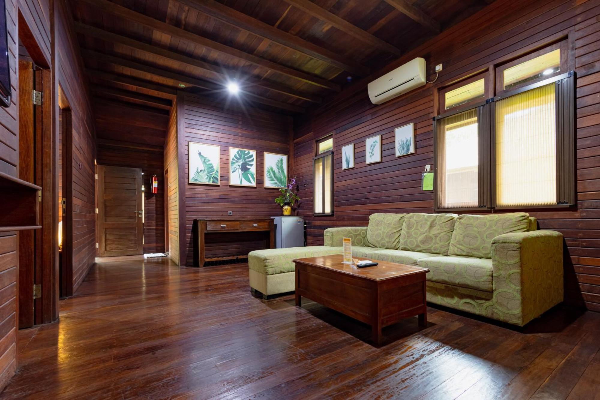 Reddoorz Resort @ Taman Wisata Mangrove Jakarta Ngoại thất bức ảnh